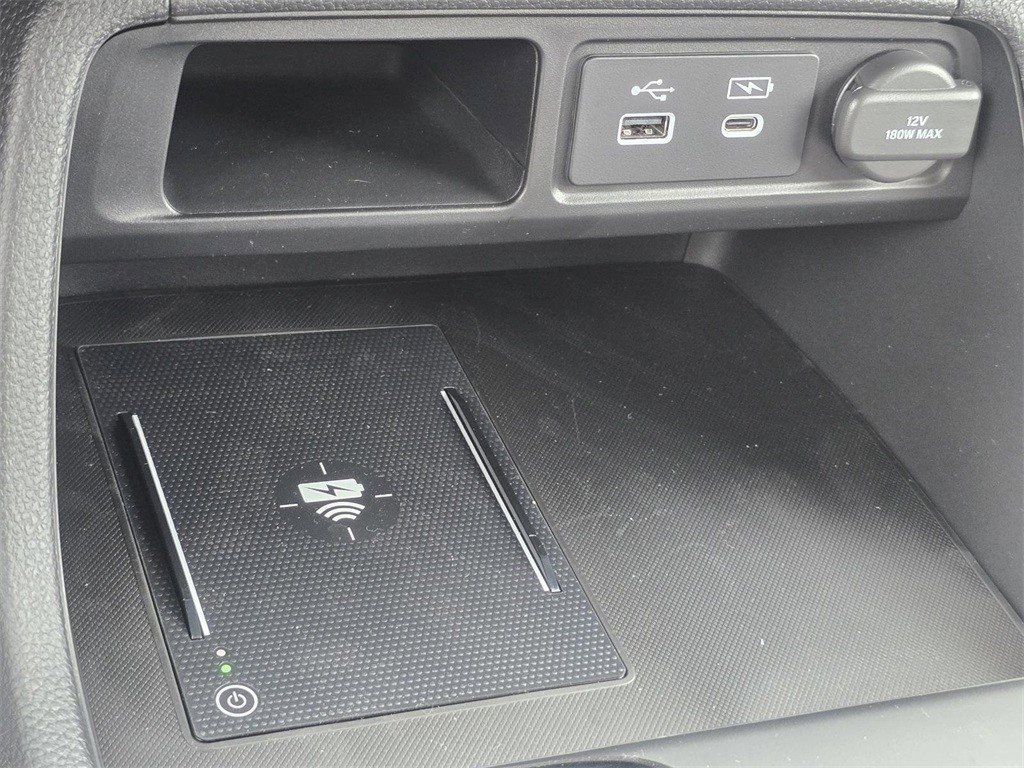 New 2025 Honda Pilot Touring image 10