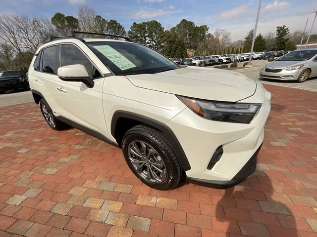 Used 2022 Toyota RAV4 Limited AWD/4WD image 38