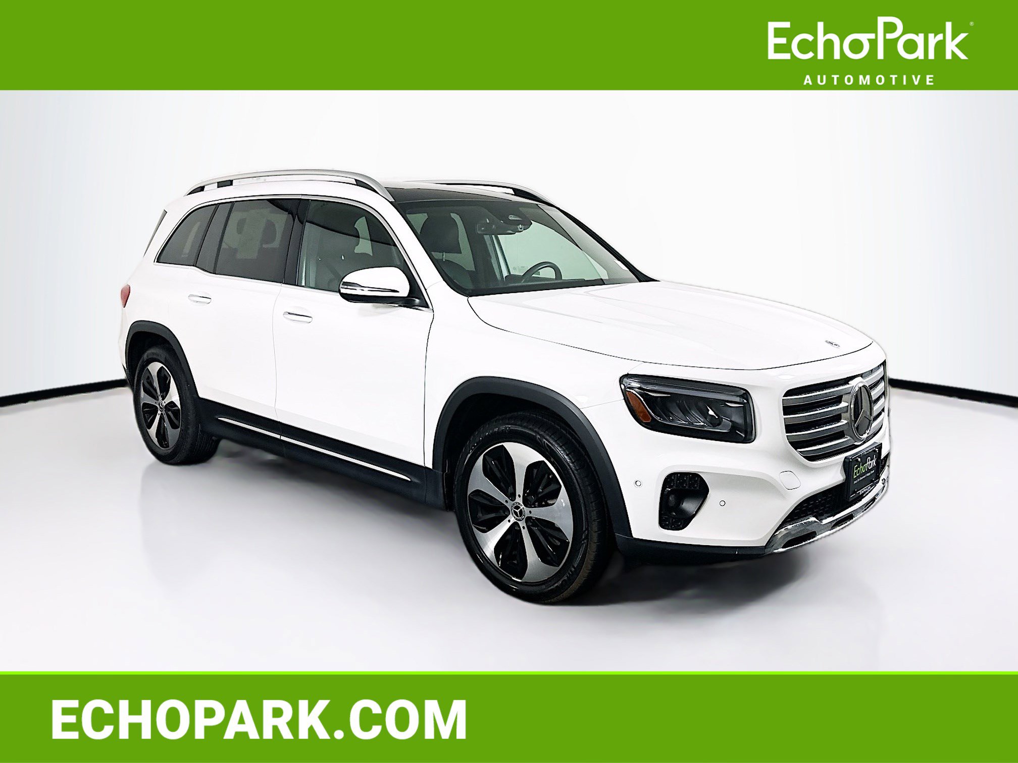 Used 2025 Mercedes-Benz GLB 250 4MATIC image 1