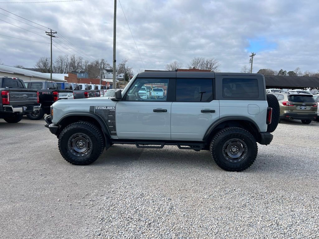 Used 2024 Ford Bronco Everglades image 5