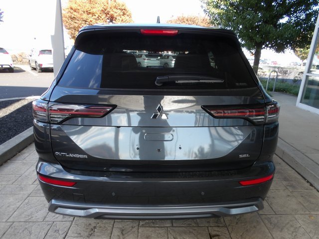 New 2025 Mitsubishi Outlander SEL image 6