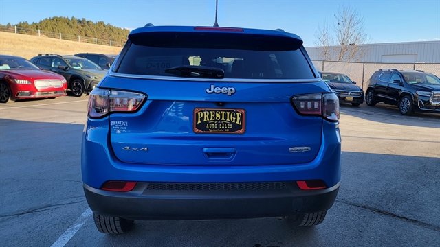 Used 2022 Jeep Compass Latitude image 6