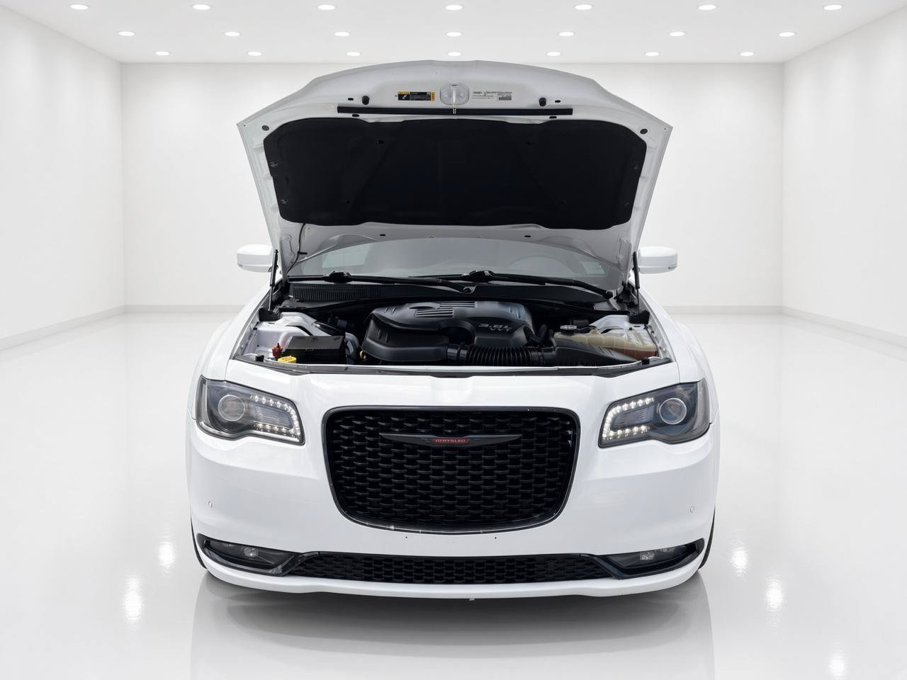 Used 2021 Chrysler 300 S RWD image 10