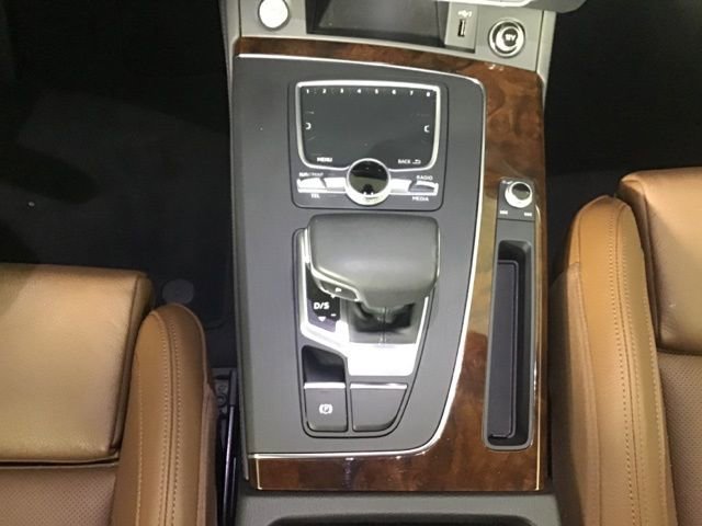 Used 2020 Audi Q5 2.0T Premium Plus image 12