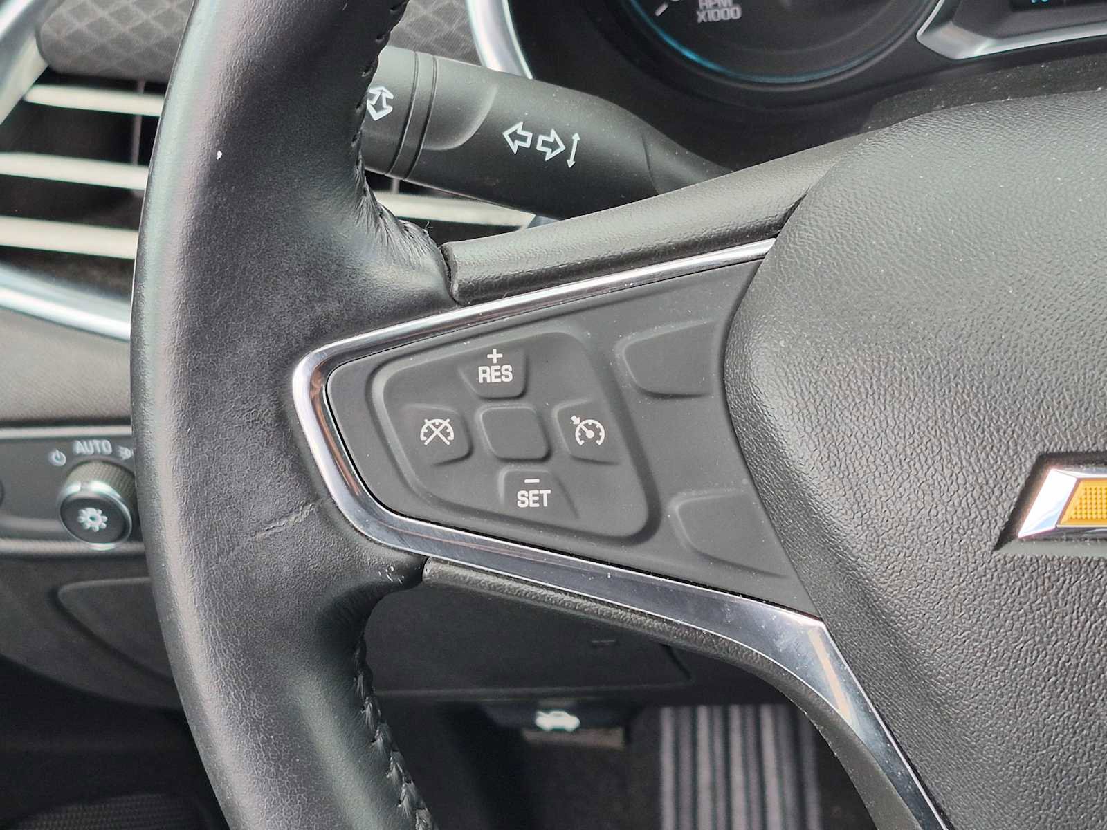 Used 2018 Chevrolet Malibu LT FWD image 19