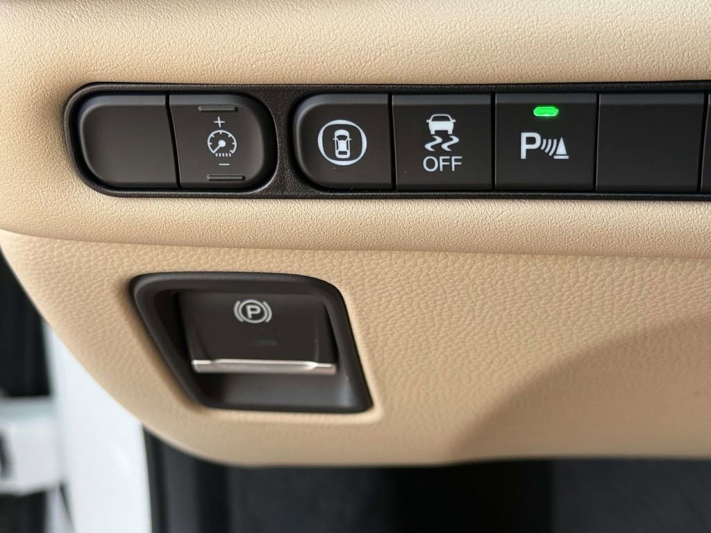 Used 2025 Acura TLX w/ Technology Package image 24