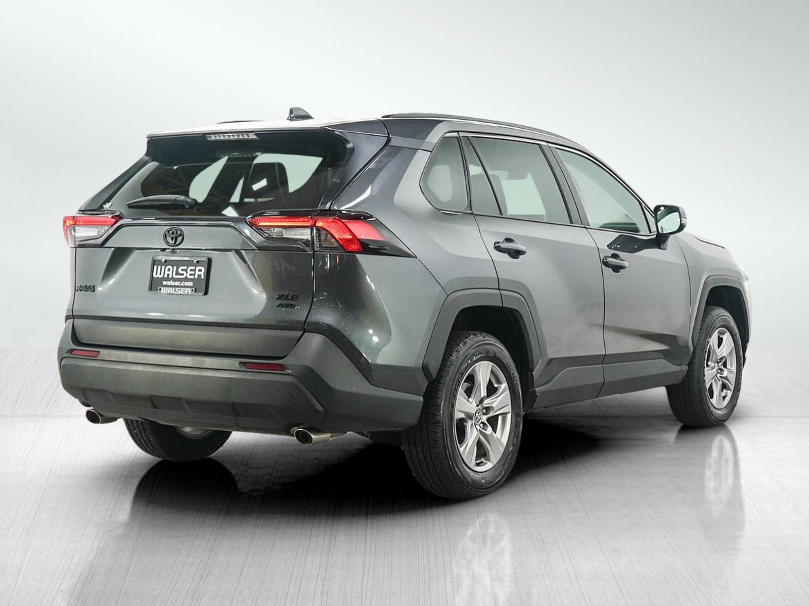 Used 2025 Toyota RAV4 XLE w/ Convenience Package AWD/4WD image 5
