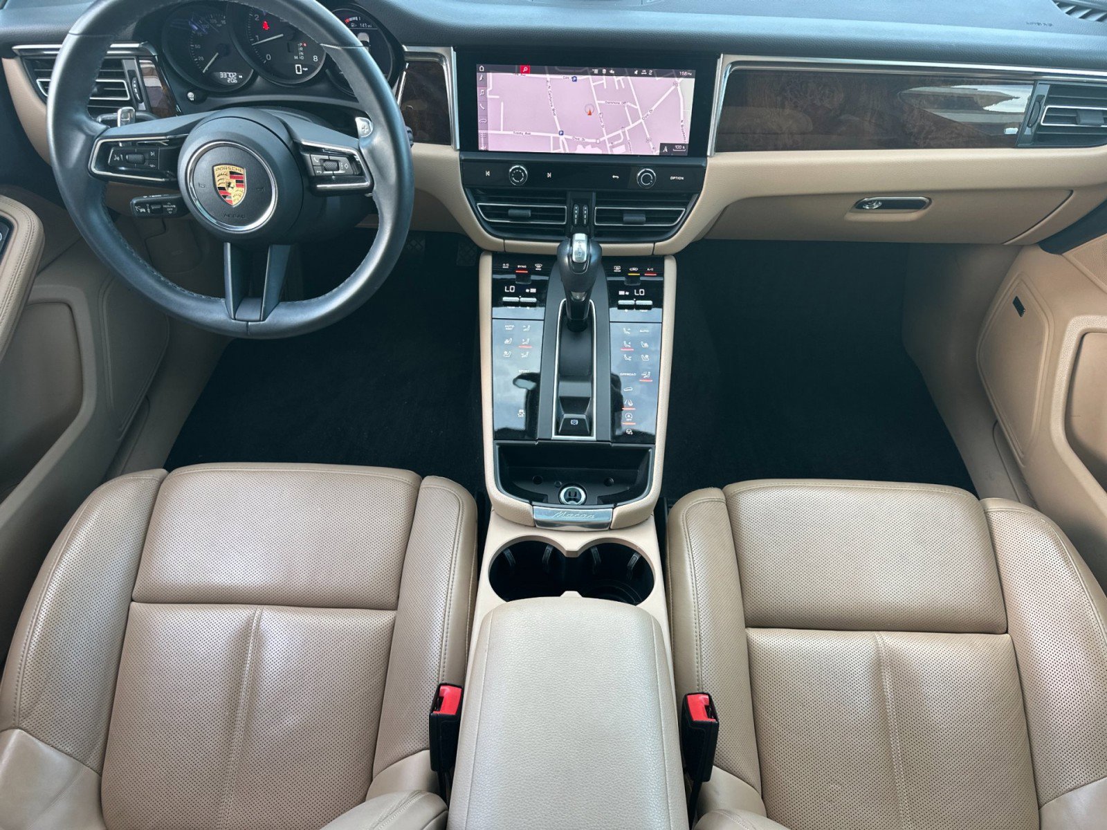 Certified 2023 Porsche Macan w/ Premium Package Plus image 6