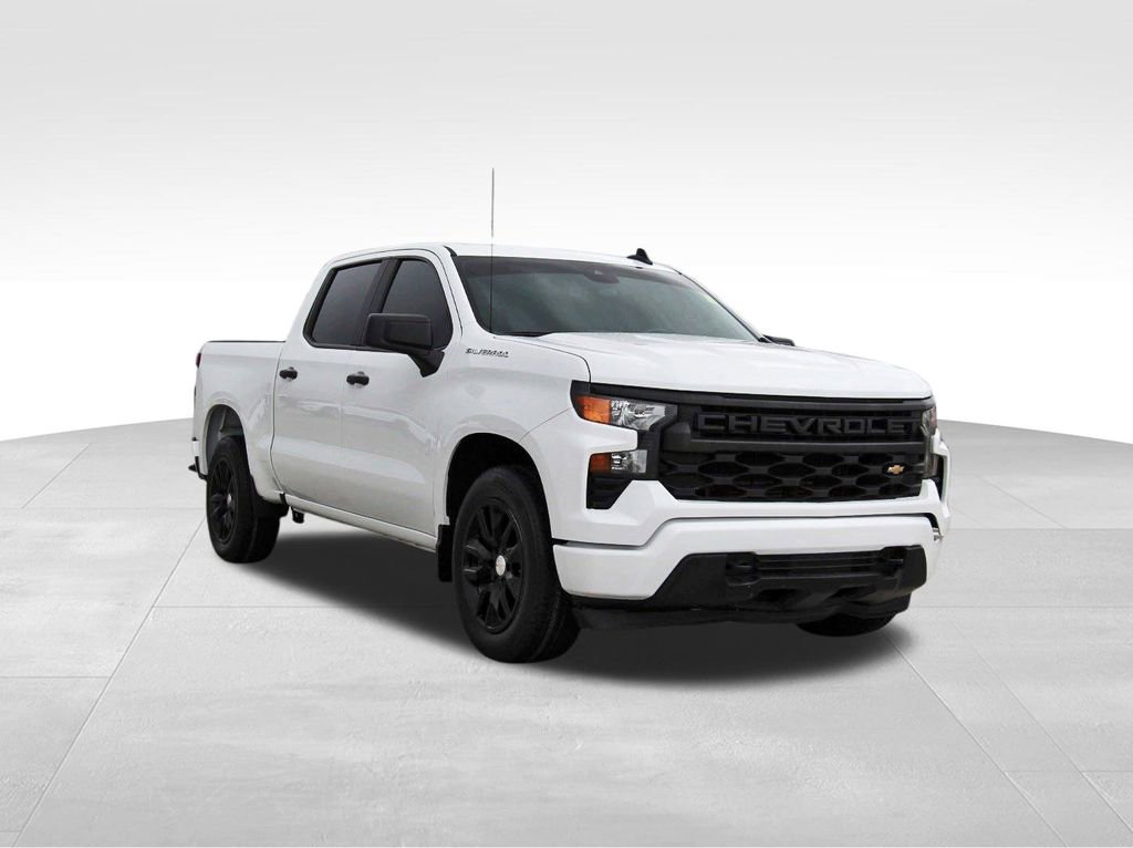 Used 2024 Chevrolet Silverado 1500 Custom image 1