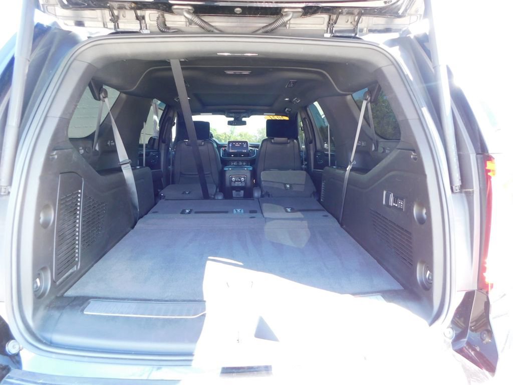 Used 2021 GMC Yukon XL AT4 w/ AT4 Premium Plus Package AWD/4WD image 32