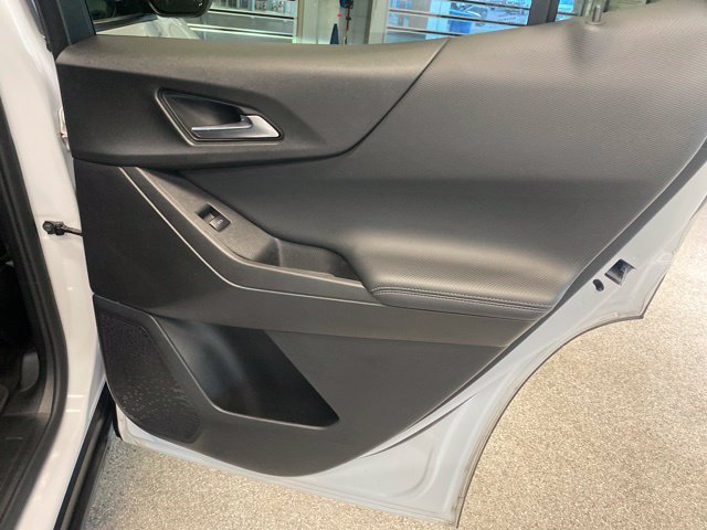 Used 2025 Chevrolet Equinox LT AWD/4WD image 12