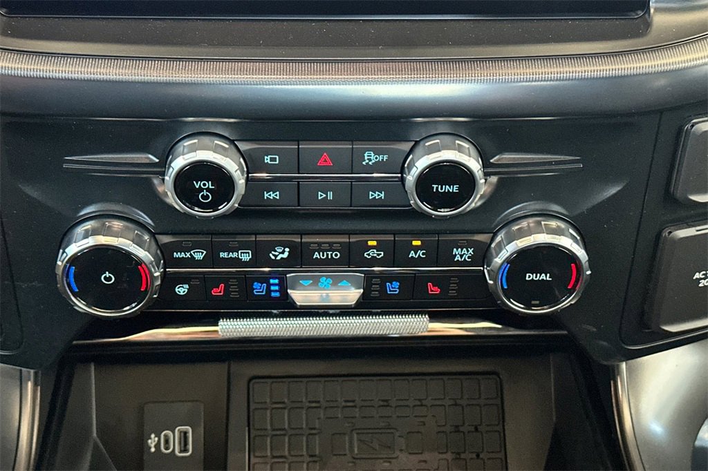 New 2025 Ford F150 Lariat w/ Equipment Group 501A Mid image 17