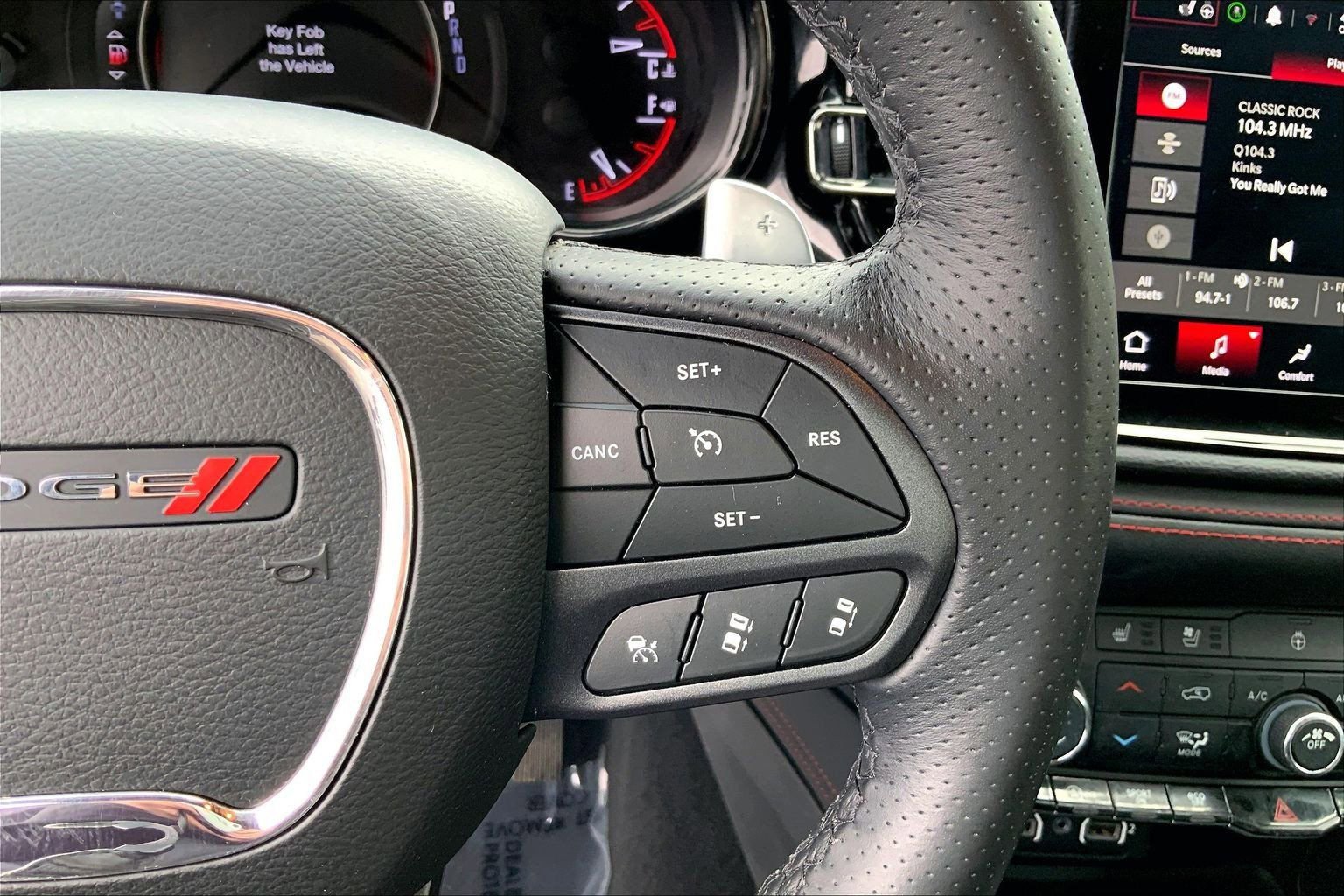 Certified 2023 Dodge Durango GT image 24