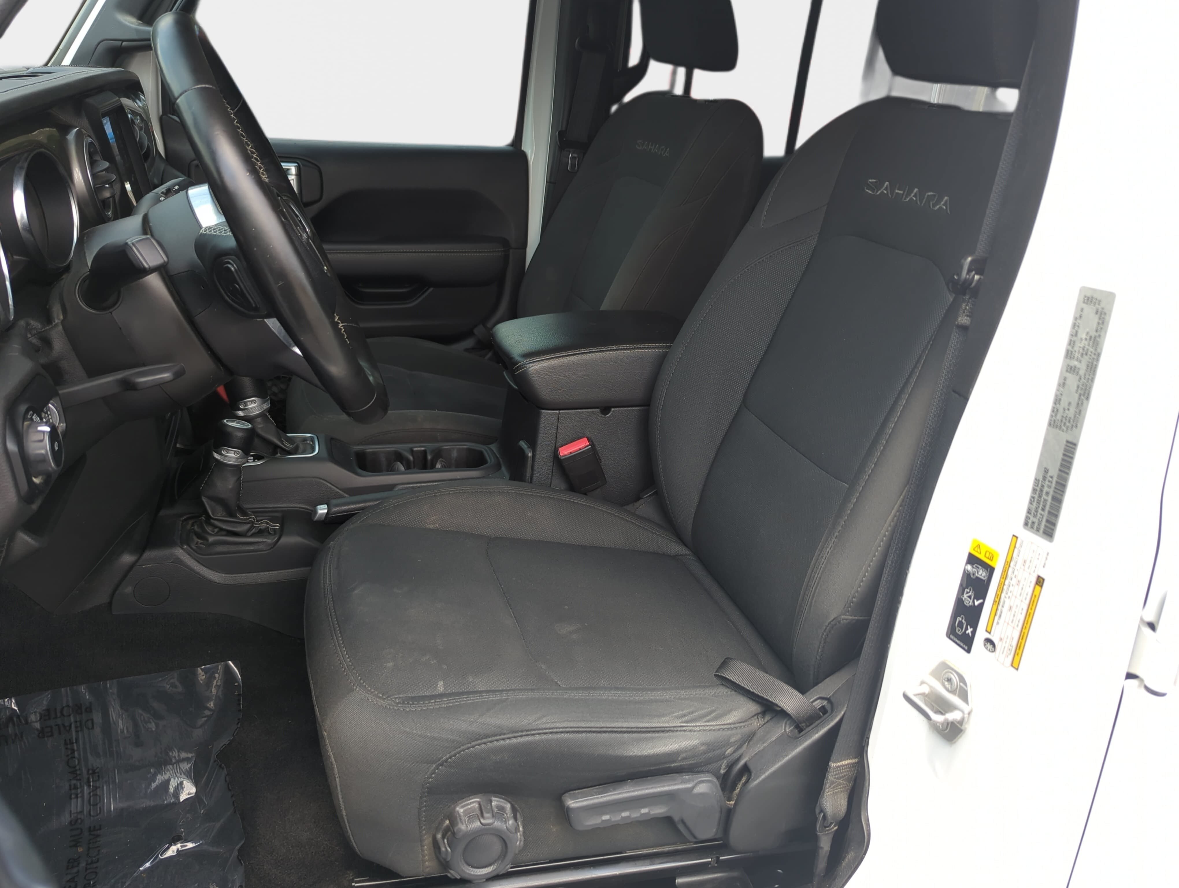 Used 2021 Jeep Wrangler Unlimited Sahara AWD/4WD image 13