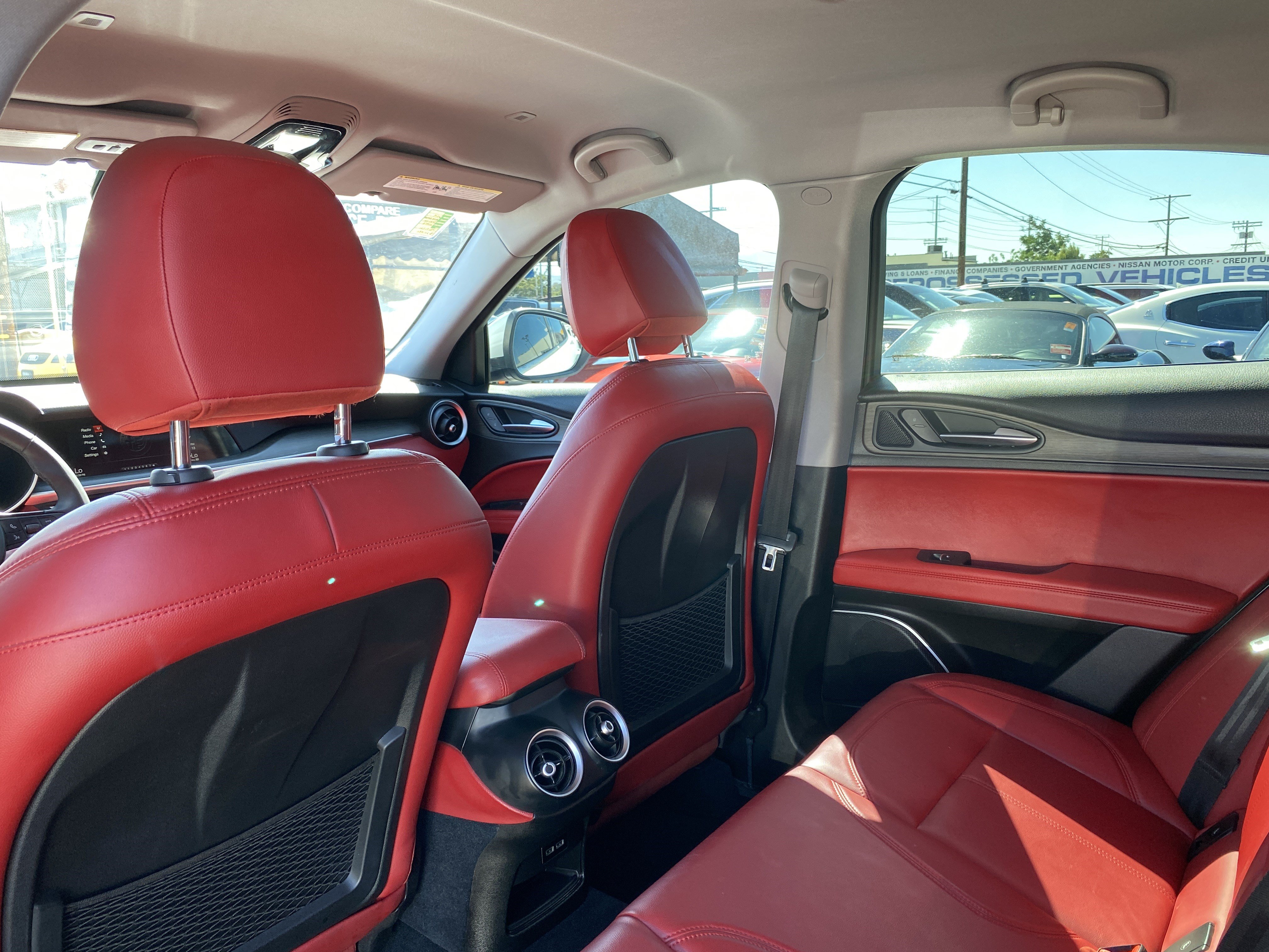 Used 2019 Alfa Romeo Stelvio Ti AWD/4WD image 22