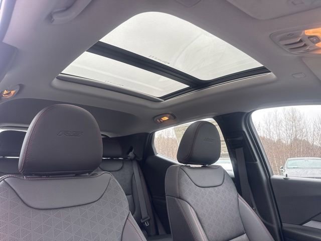 New 2027 Chevrolet Bolt RS w/ Technology Package FWD image 41