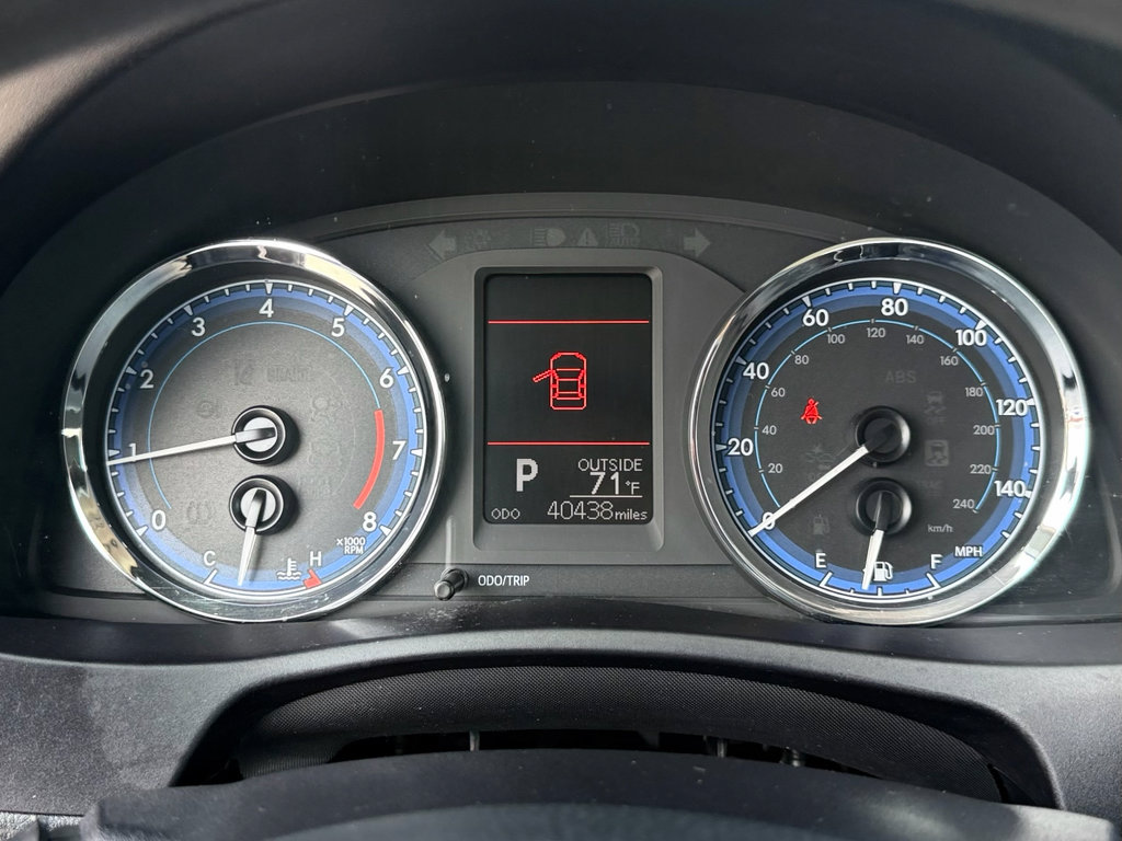 Used 2019 Toyota Corolla LE w/ Carpet Mat Package (TMS) image 19