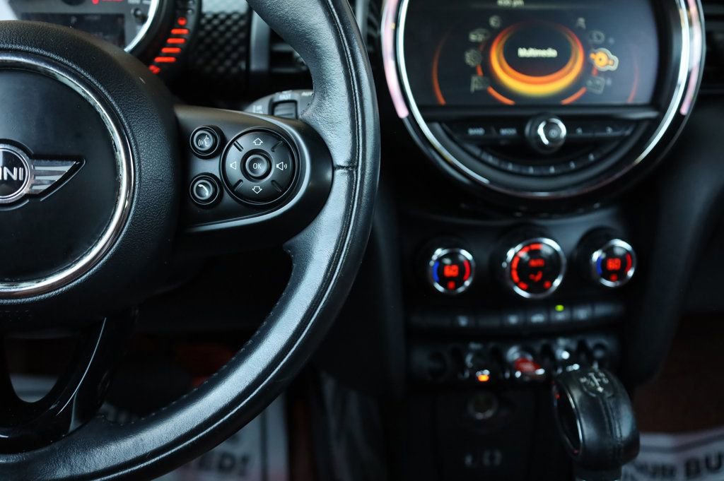 Used 2017 MINI Cooper S image 33