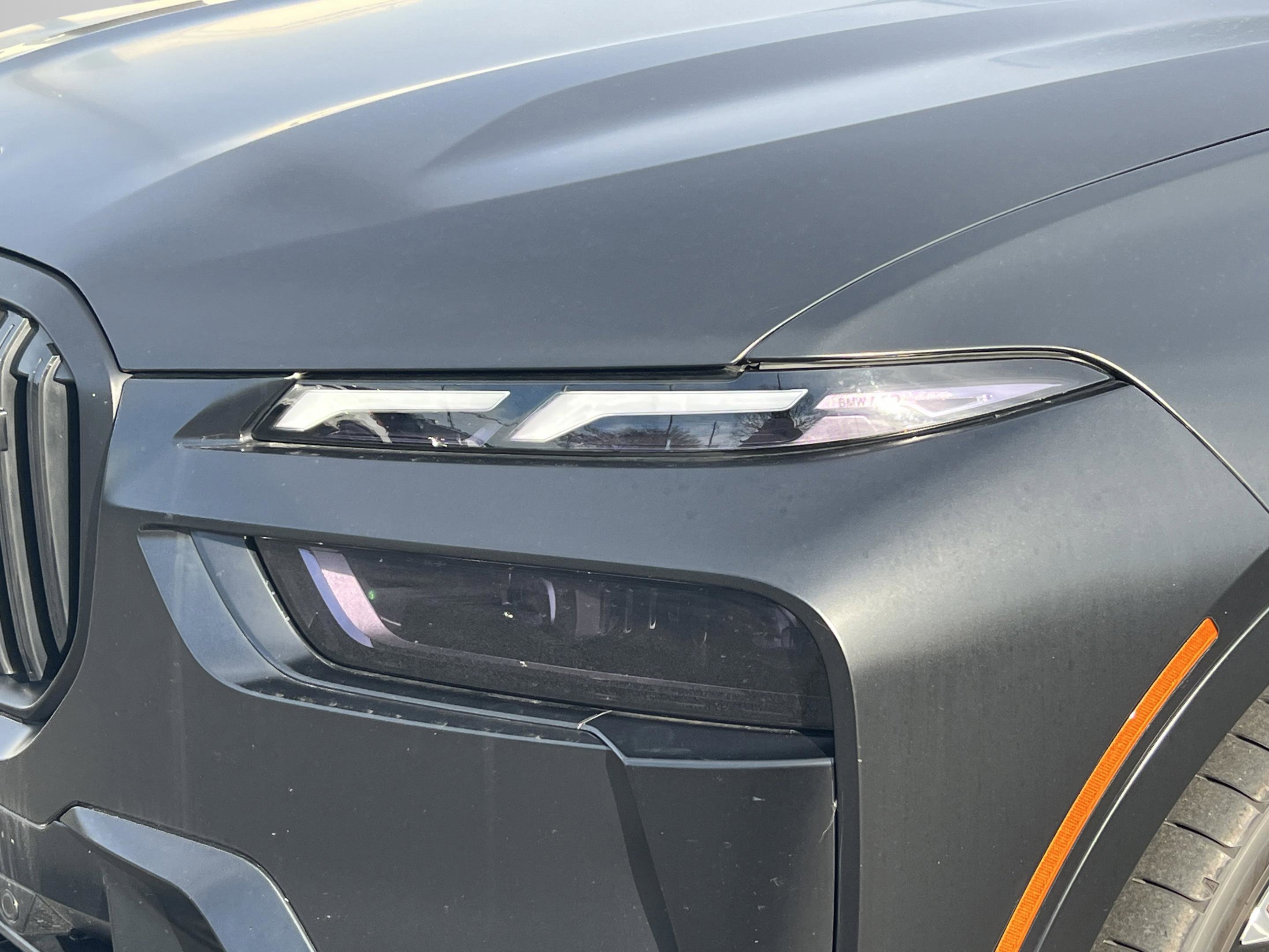 Used 2024 BMW X7 M60i image 33