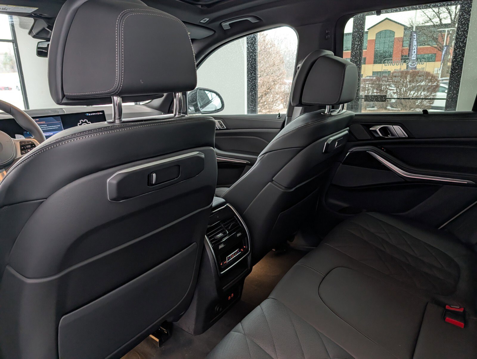 New 2026 BMW X5 xDrive40i w/ M Sport Package image 11