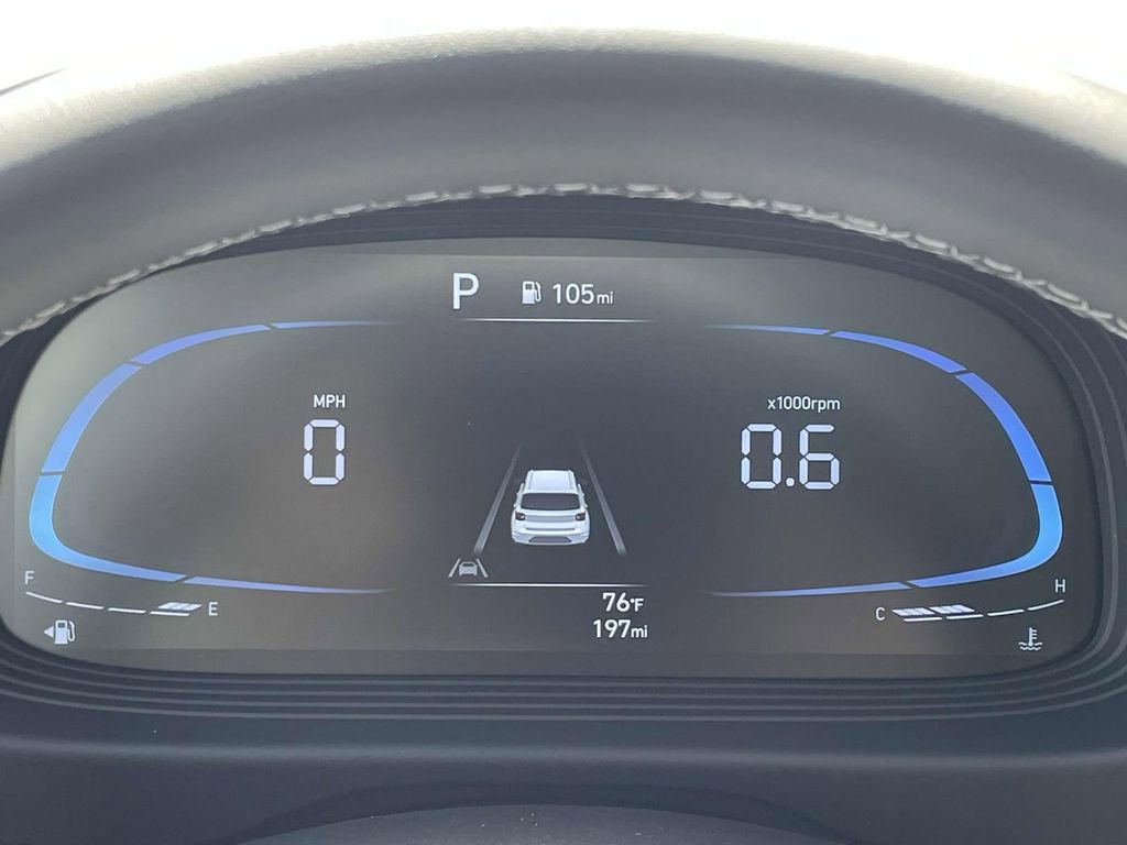 New 2025 Hyundai Venue SEL image 17