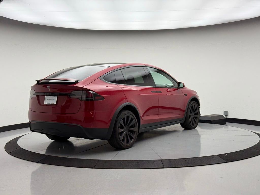 Used 2022 Tesla Model X image 9