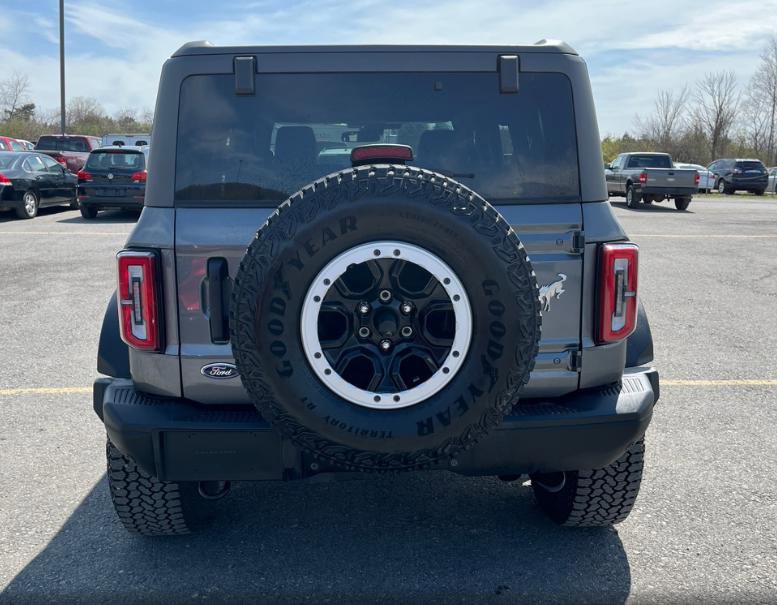 Used 2025 Ford Bronco Badlands w/ Sasquatch Package AWD/4WD image 6