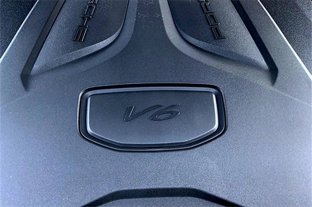 New 2025 Porsche Cayenne Coupe image 40