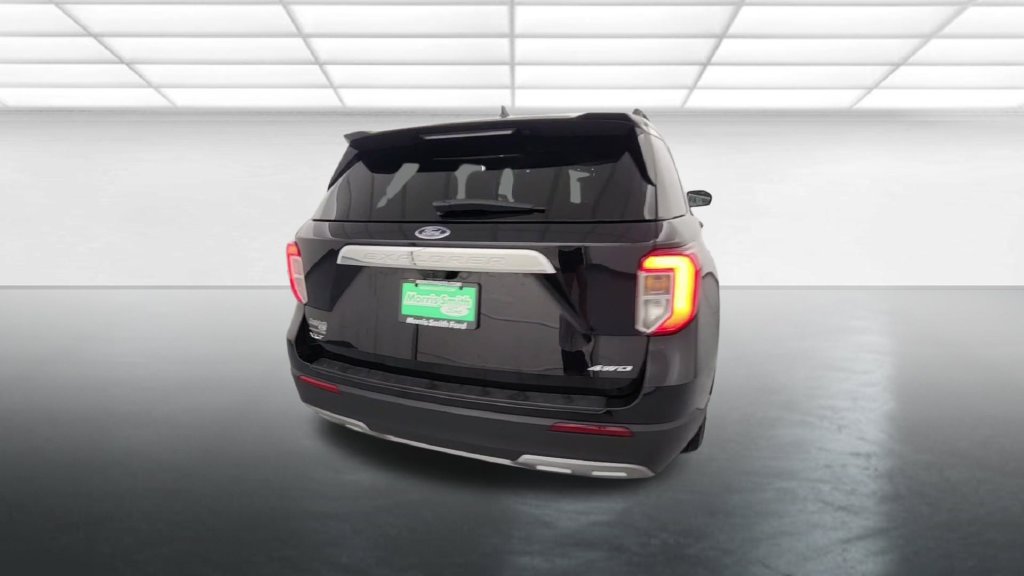Certified 2024 Ford Explorer XLT w/ Equipment Group 202A AWD/4WD image 8