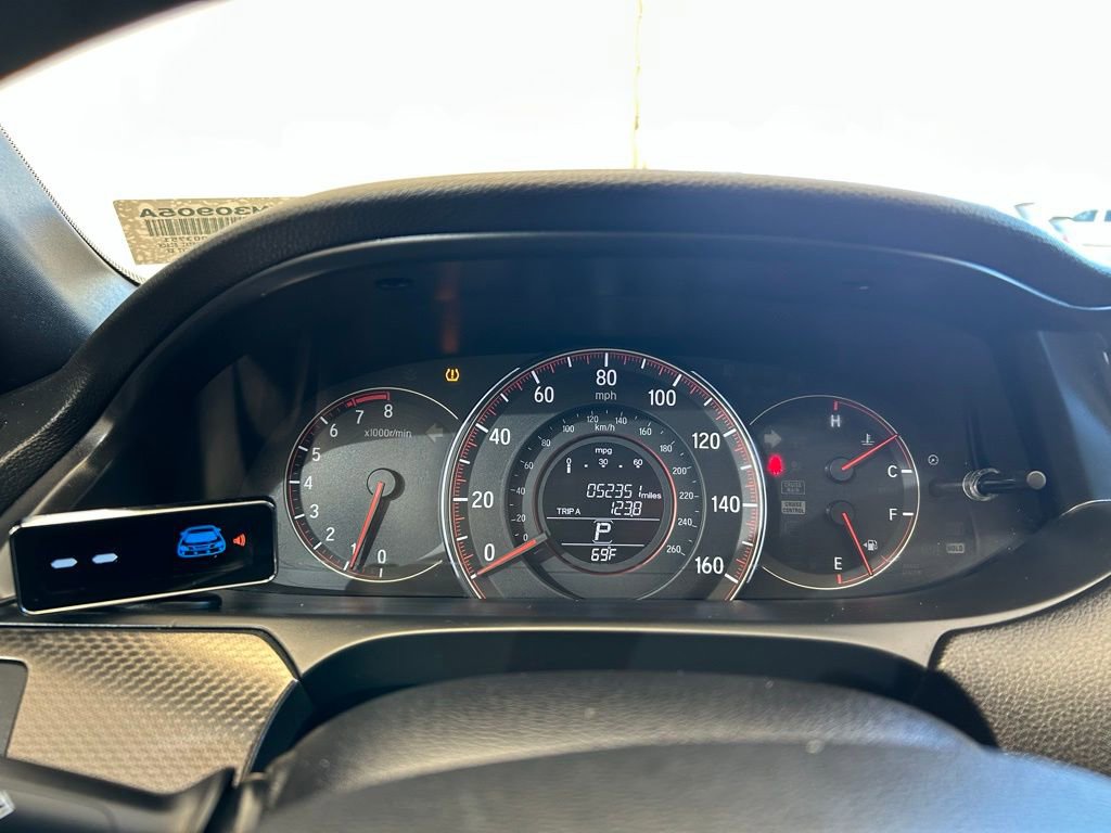 Used 2016 Honda Accord EX image 32