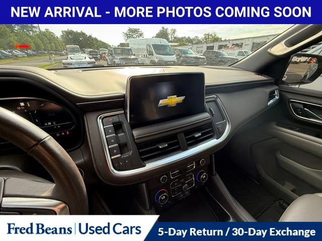 Used 2022 Chevrolet Suburban LT w/ Luxury Package AWD/4WD image 19