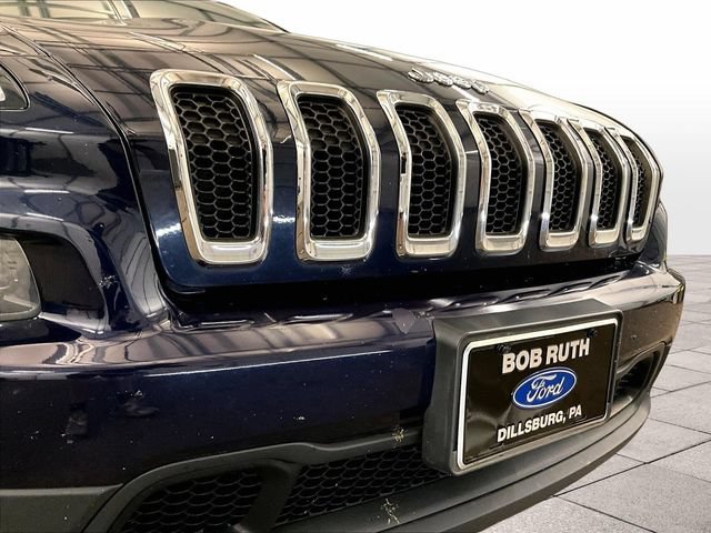 Used 2016 Jeep Cherokee Sport AWD/4WD image 29
