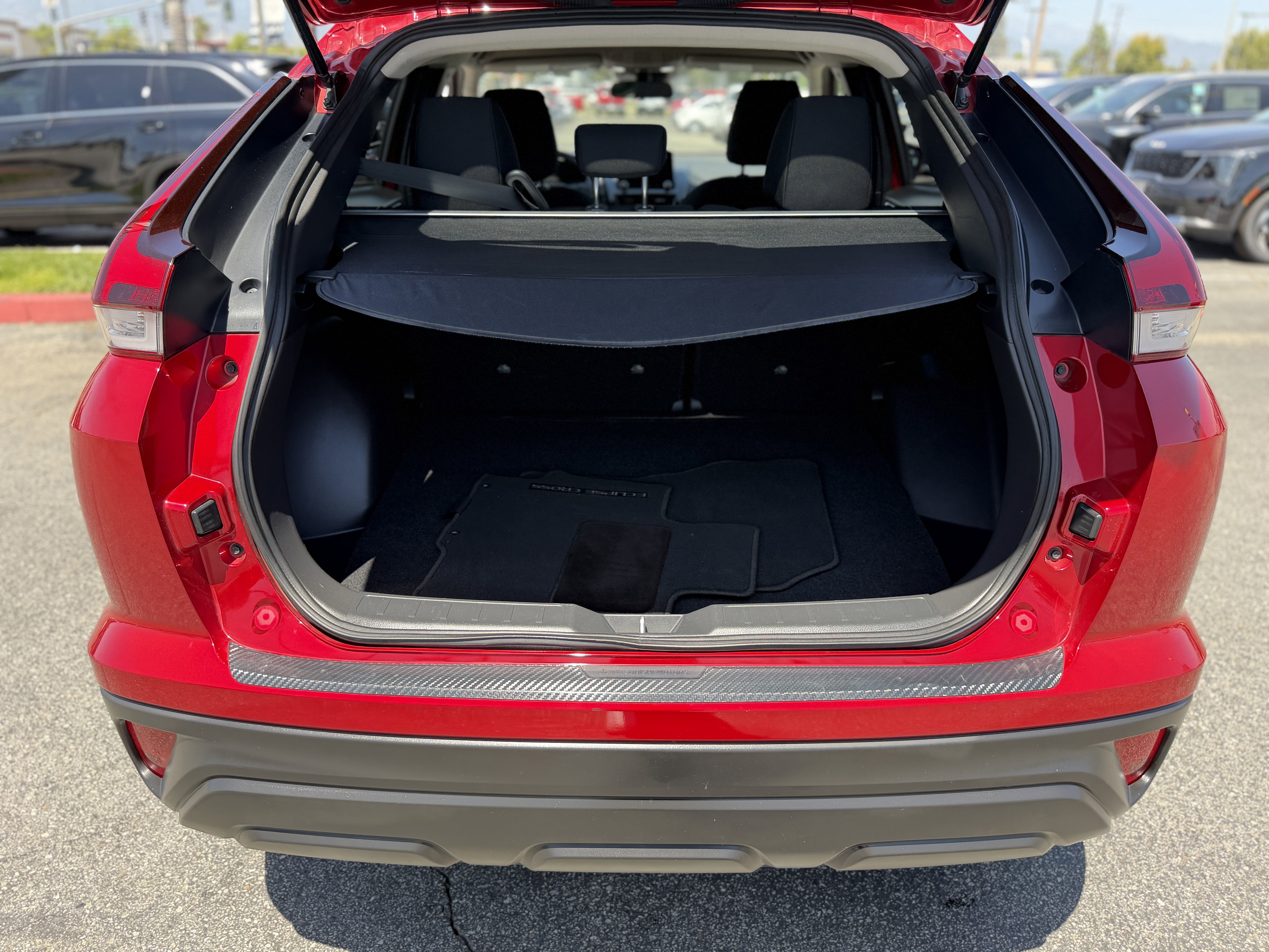 Used 2024 Mitsubishi Eclipse Cross SE image 10