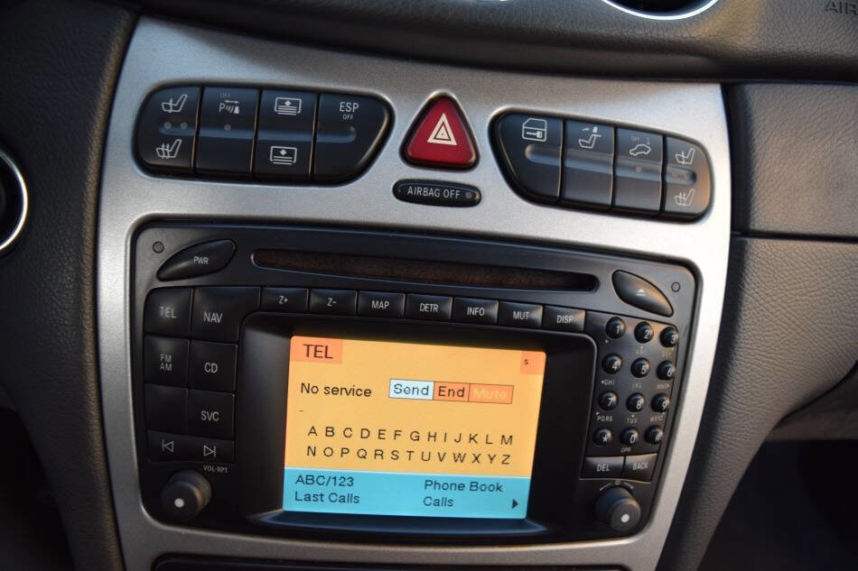 Used 2003 Mercedes-Benz CLK 55 AMG Coupe image 64