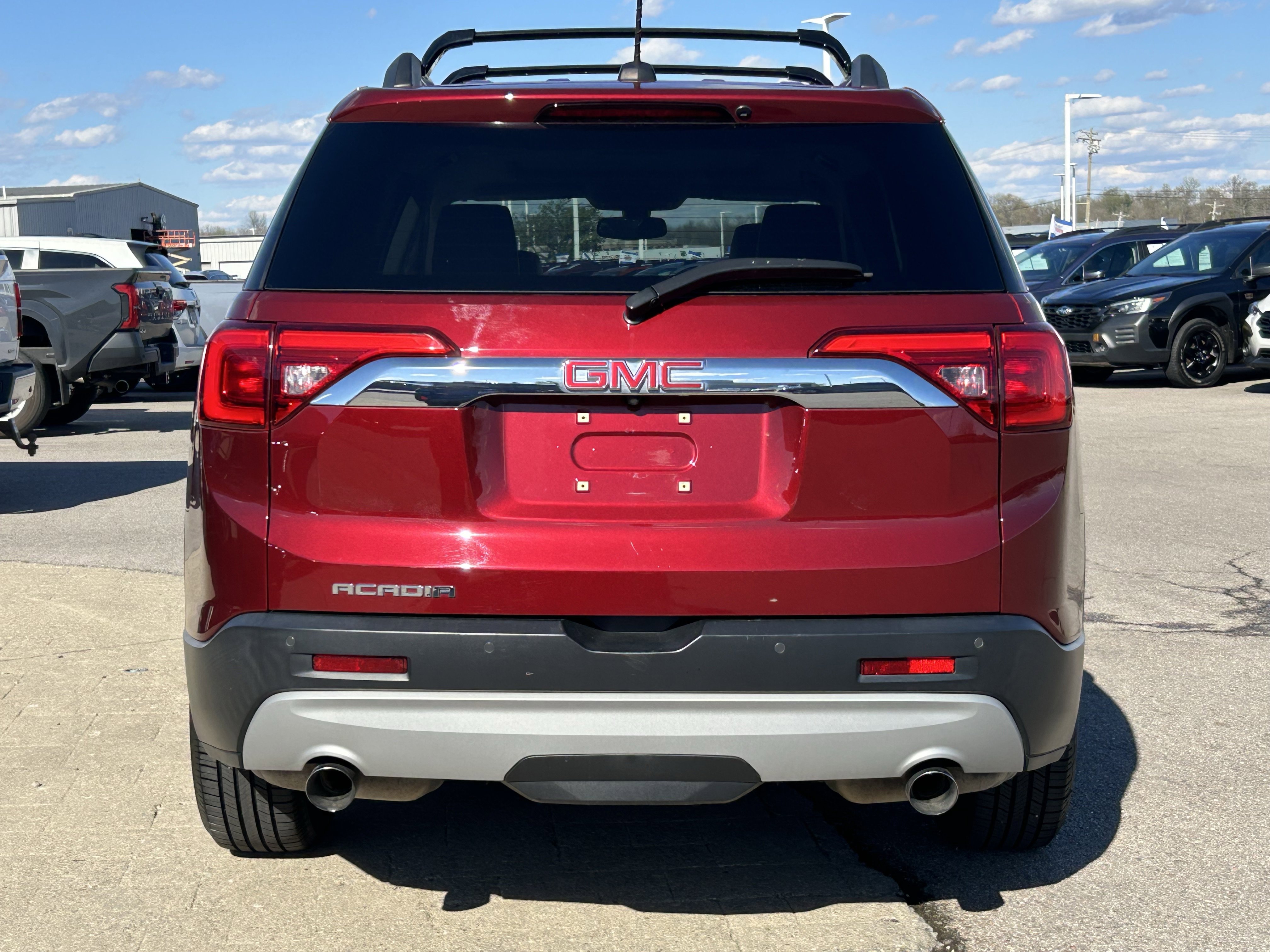 Used 2017 GMC Acadia SLT image 6