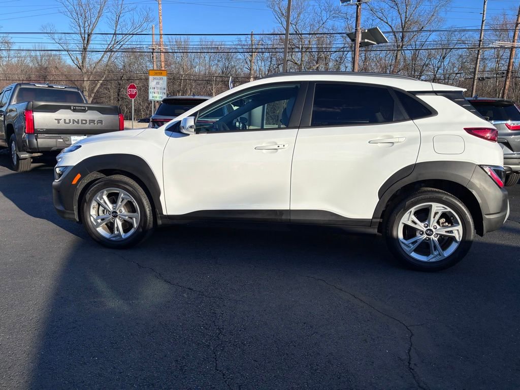 Used 2023 Hyundai Kona SEL w/ Cargo Package AWD/4WD image 4