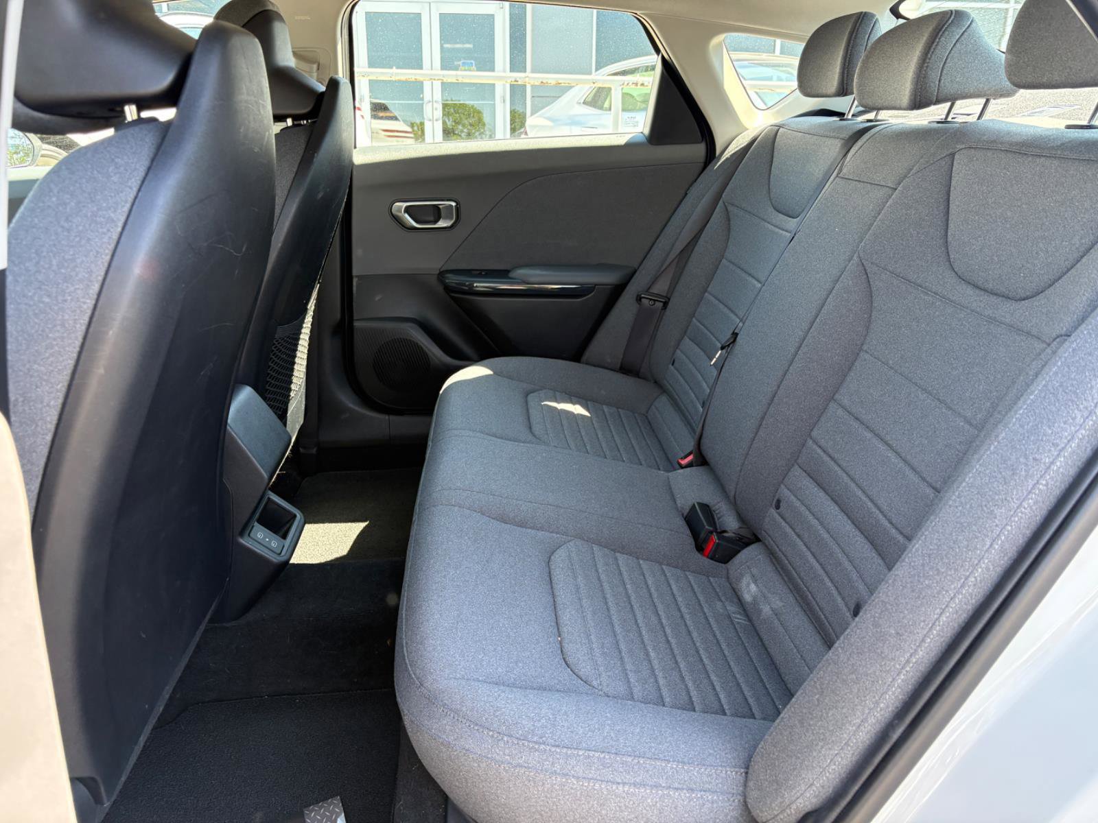 Used 2025 Kia K4 EX image 17