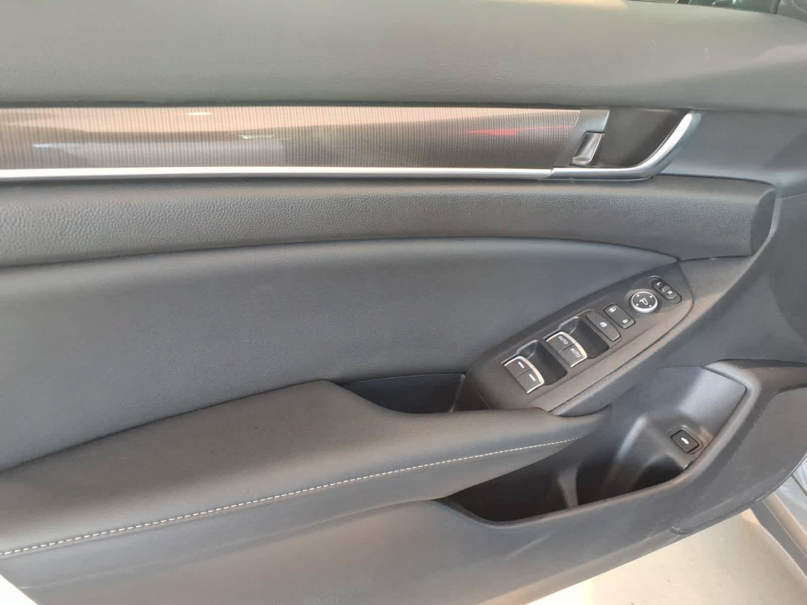 Used 2022 Honda Accord Sport image 13