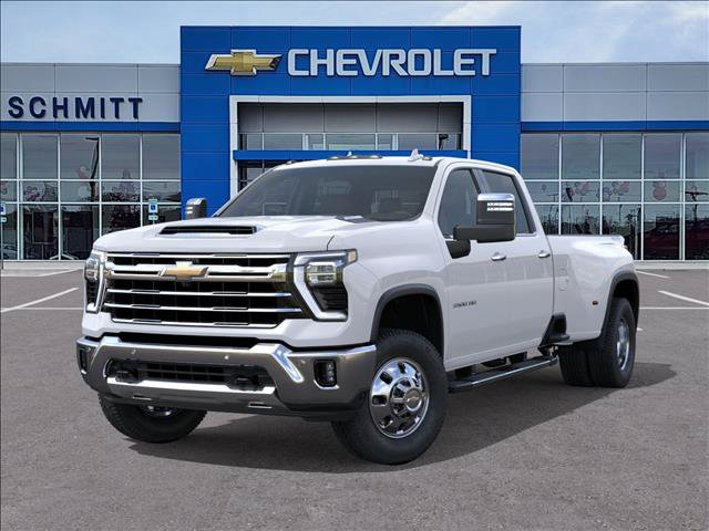 New 2026 Chevrolet Silverado 3500 LTZ w/ LTZ Convenience Package AWD/4WD image 6