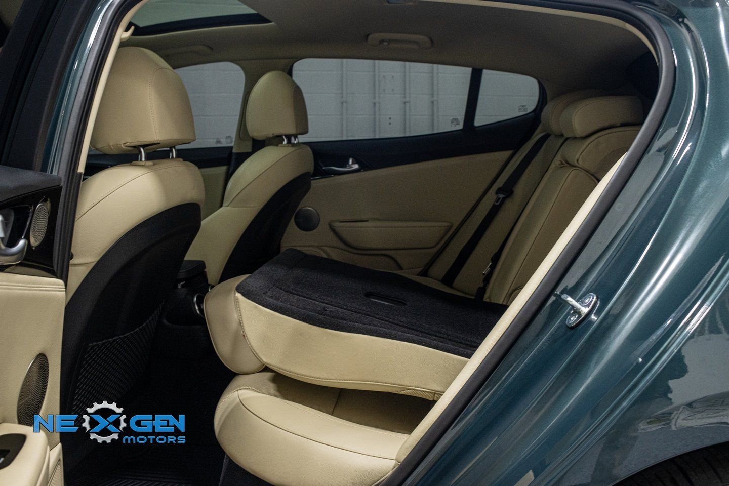 Used 2023 Kia Stinger GT-Line w/ Sun & Sound Package image 28