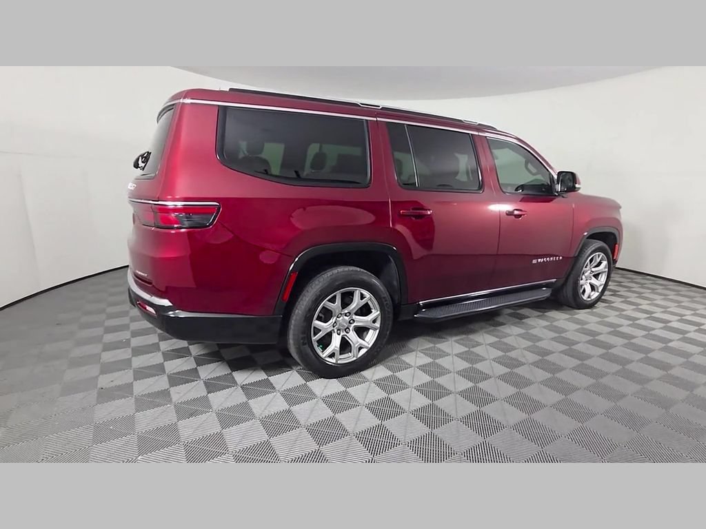 Used 2022 Jeep Wagoneer Series II AWD/4WD image 36