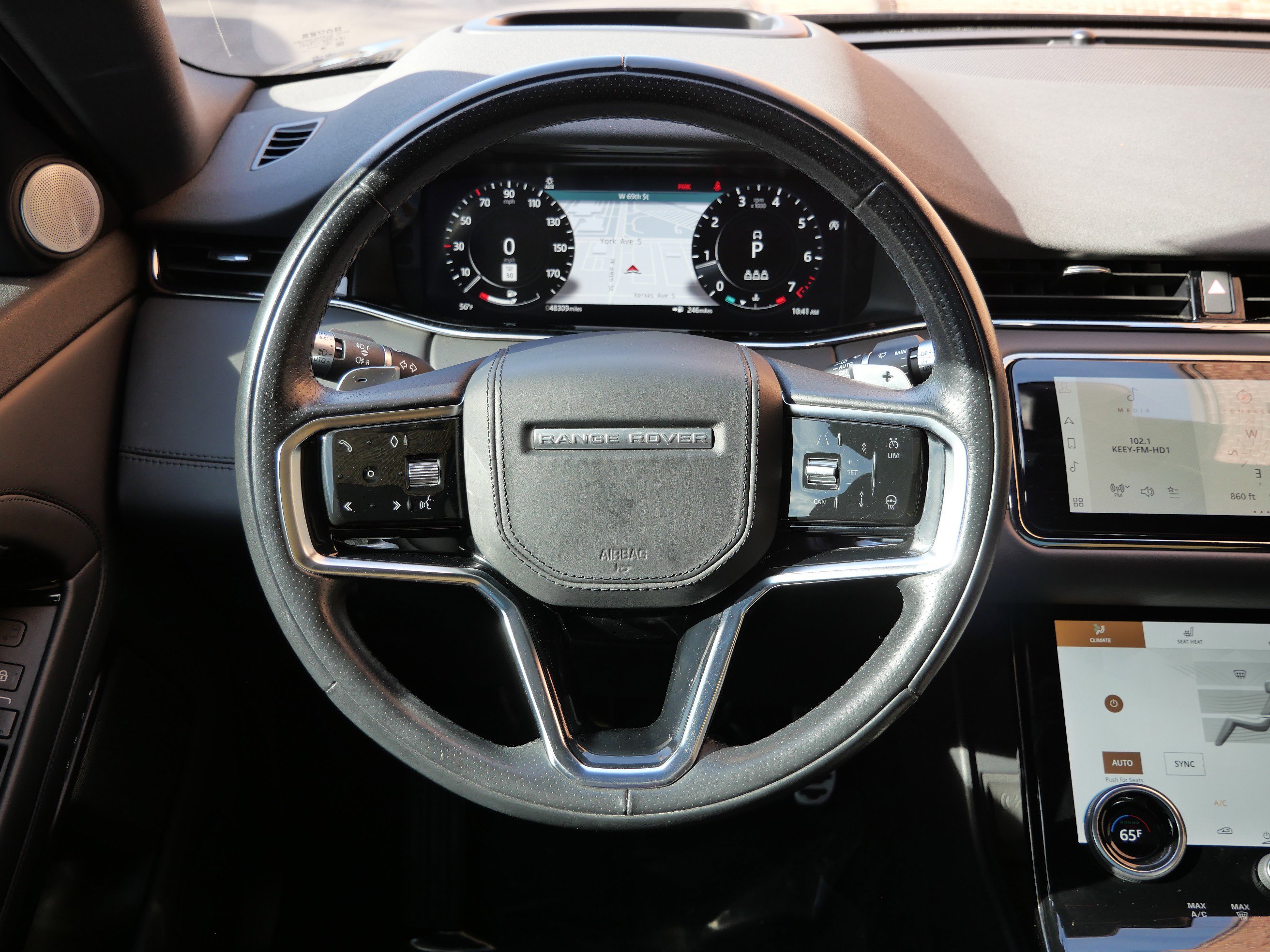 Used 2021 Land Rover Range Rover Evoque R-Dynamic HSE image 13