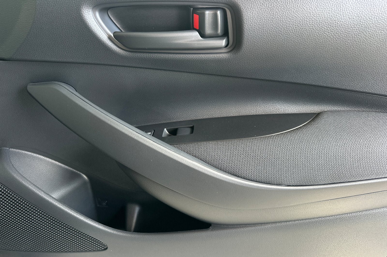 New 2026 Toyota Corolla LE FWD image 17