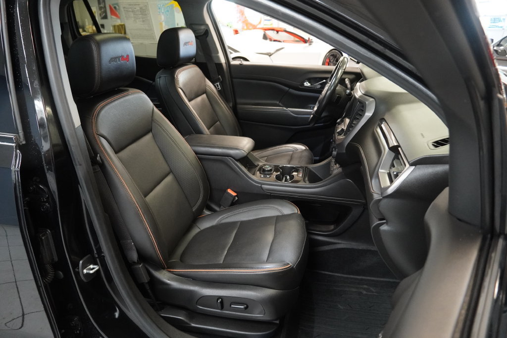 Used 2021 GMC Acadia AT4 w/ LPO, Floor Liner Package AWD/4WD image 27