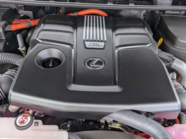 New 2025 Lexus LX 700h Overtrail image 16