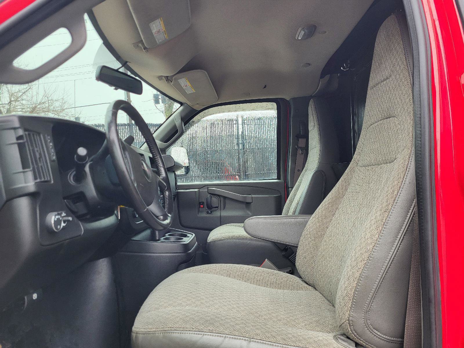 Used 2023 GMC Savana 3500 3500 w/ Driver Convenience Package image 9