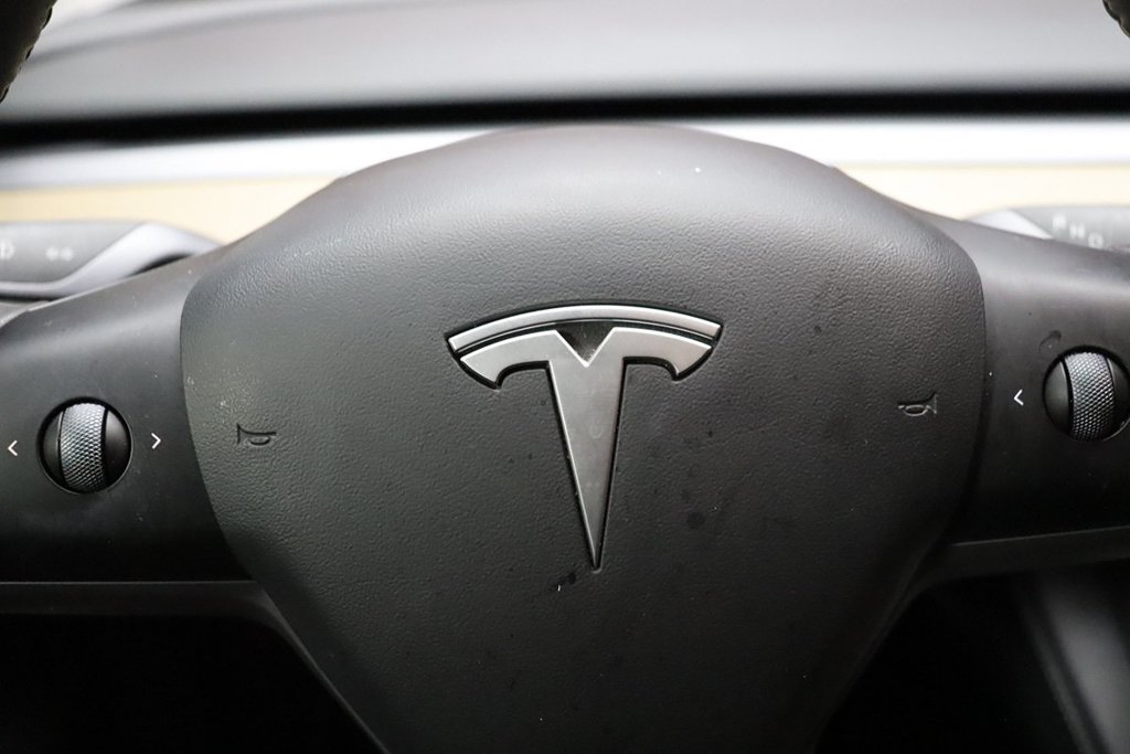 Used 2022 Tesla Model Y Performance AWD/4WD image 44