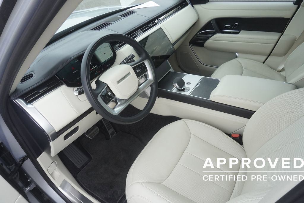 Used 2024 Land Rover Range Rover SE image 18