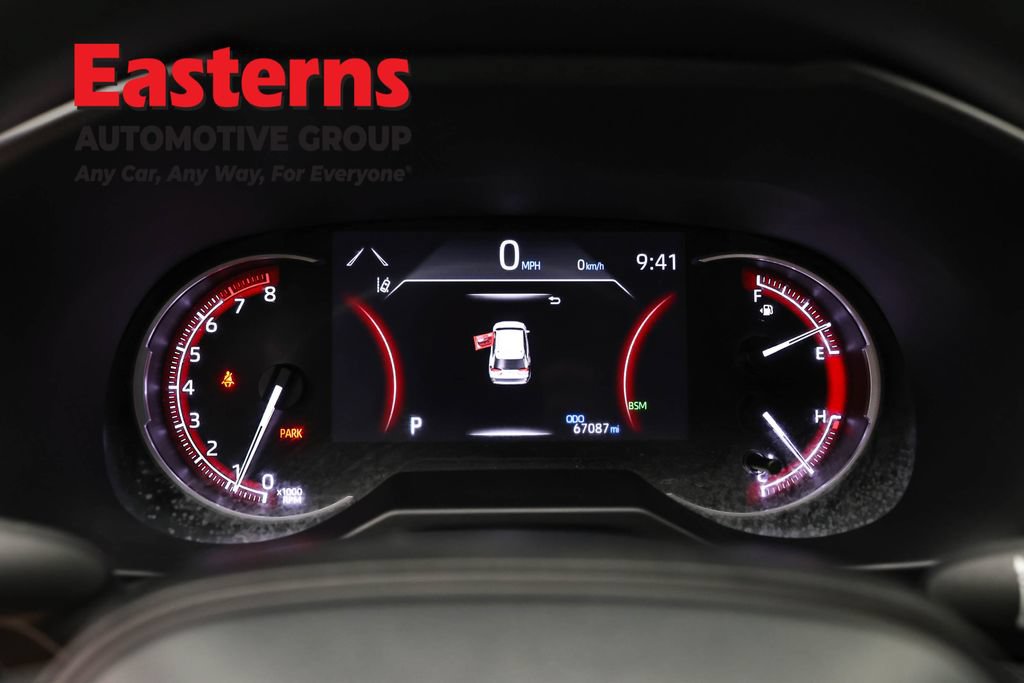 Used 2024 Toyota RAV4 XLE AWD/4WD image 16