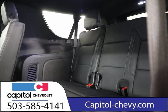 Used 2024 Chevrolet Suburban Z71 AWD/4WD image 37